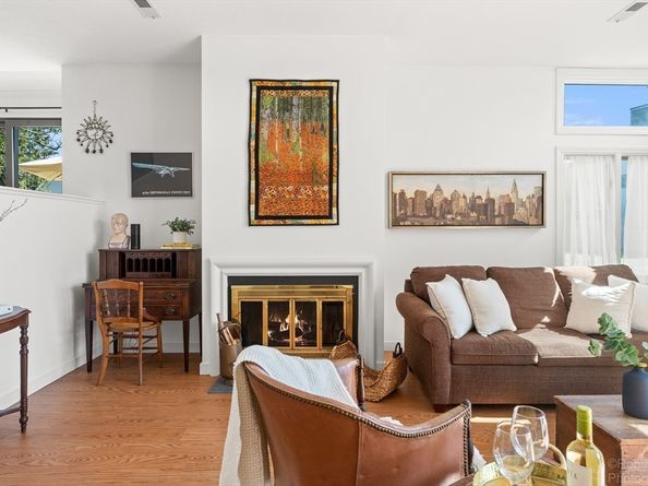 84 Mill Pond, North Andover MA 01845