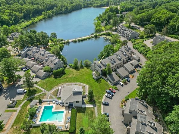 84 Mill Pond, North Andover MA 01845