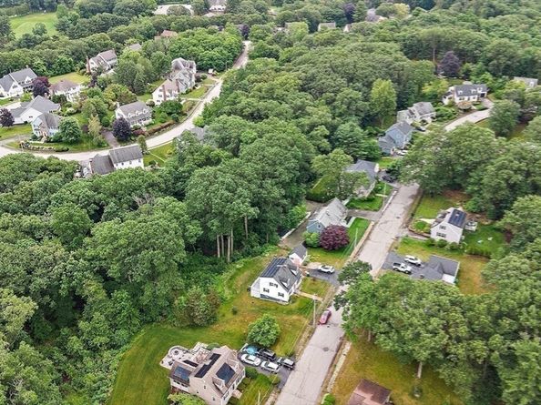 25 Indian Hill Road, Woburn MA 01801