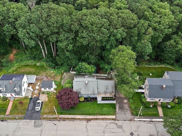 25 Indian Hill Road, Woburn MA 01801