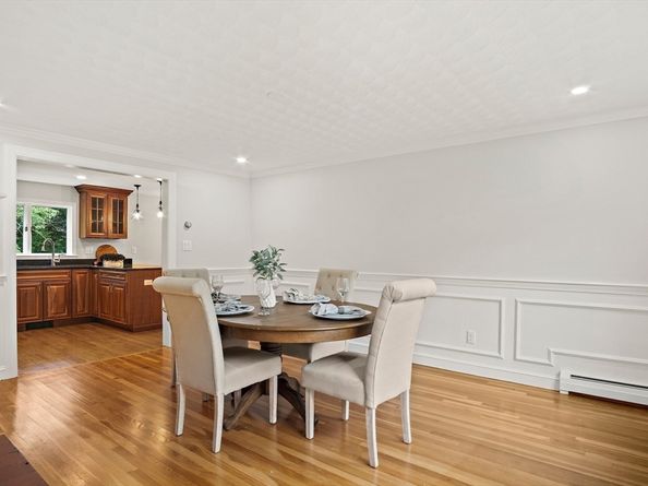 25 Indian Hill Road, Woburn MA 01801