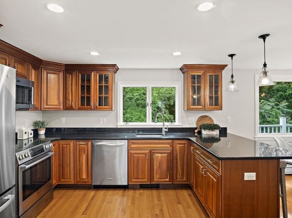 25 Indian Hill Road, Woburn MA 01801