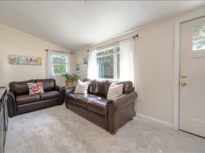 50 Cross St, Middleboro MA 02346