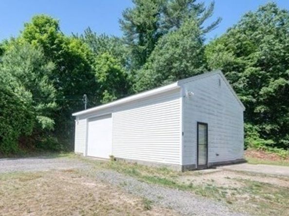 50 Cross St, Middleboro MA 02346