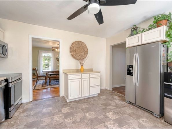 50 Cross St, Middleboro MA 02346
