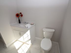 5 Clarendon Circle Lot 4, Holbrook MA 02343