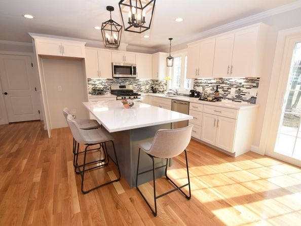 5 Clarendon Circle Lot 4, Holbrook MA 02343