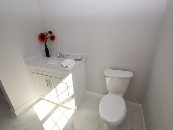 5 Clarendon Circle Lot 4, Holbrook MA 02343