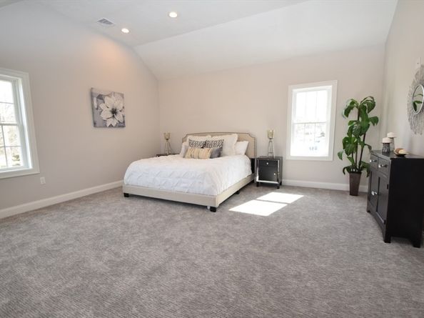5 Clarendon Circle Lot 4, Holbrook MA 02343