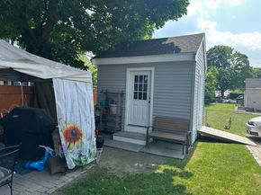 110 Holyoke St, Lynn MA 01905