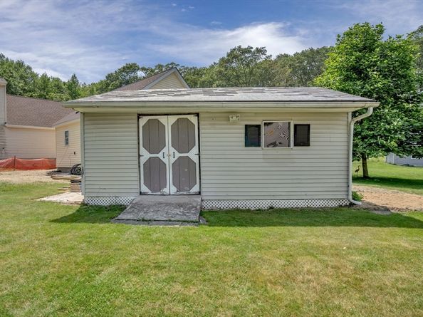 293 Wildwood Ave, Worcester MA 01603