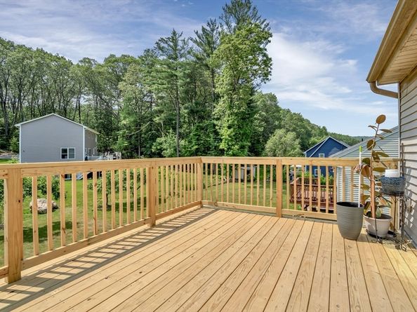 293 Wildwood Ave, Worcester MA 01603