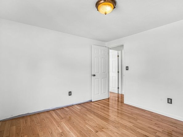 293 Wildwood Ave, Worcester MA 01603