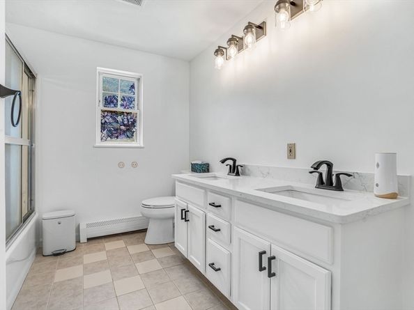 293 Wildwood Ave, Worcester MA 01603
