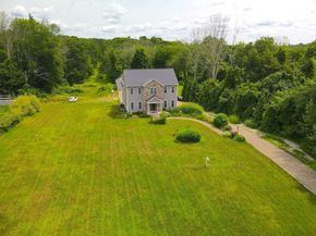364 Chestnut Hill Rd, Millville MA 01529