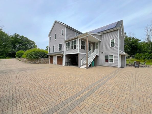 364 Chestnut Hill Rd, Millville MA 01529