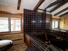 11 Hutchins Circle, Lynnfield MA 01940