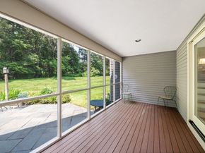 18 Phillips Pond Rd 18, Natick MA 01760