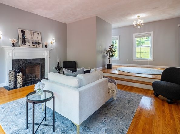 2 Regency Ridge, Andover MA 01810