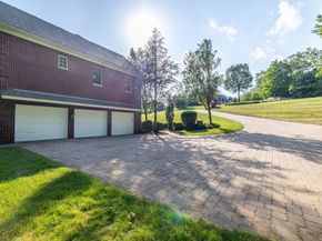 2 Regency Ridge, Andover MA 01810