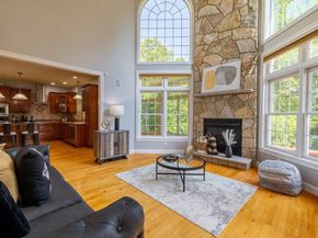 2 Regency Ridge, Andover MA 01810