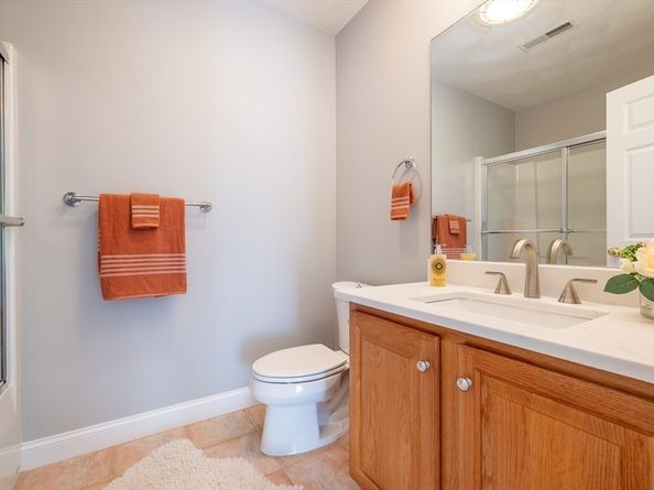 2 Regency Ridge, Andover MA 01810