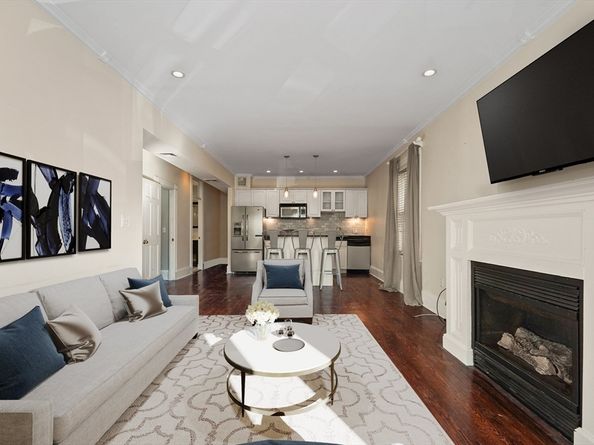 444 E 8th St. 1, Boston MA 02127