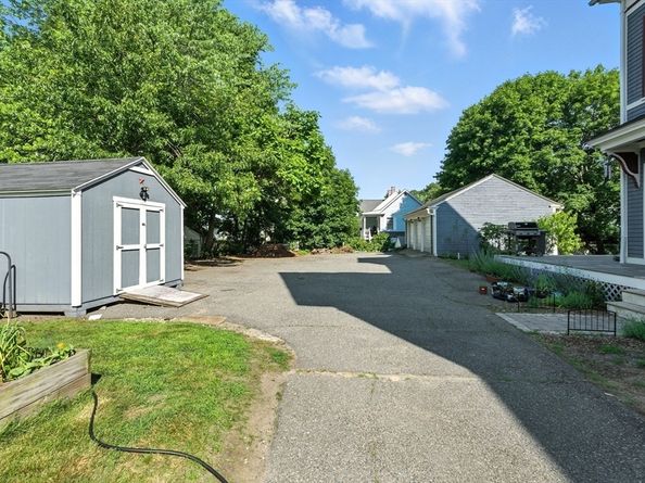 45 Church St A, Chelmsford MA 01863