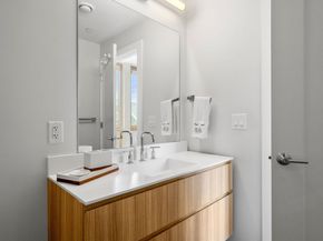 240 Salem St 3C, Medford MA 02155