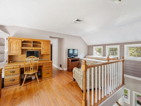 477 Webster St, Marshfield MA 02050
