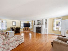 477 Webster St, Marshfield MA 02050