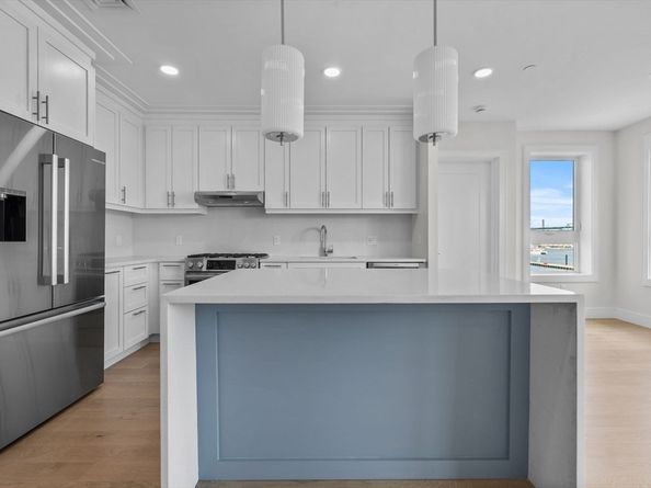 301 Border Street PH1, Boston MA 02128