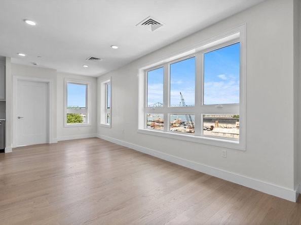 301 Border Street PH1, Boston MA 02128