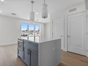 301 Border Street PH1, Boston MA 02128