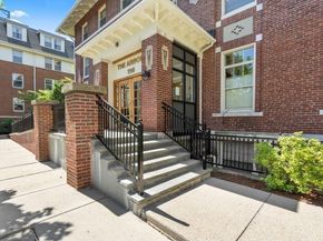 190 Corey Rd 5, Boston MA 02135