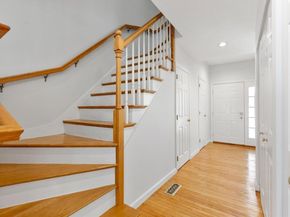 29 Grove Lane 29, Burlington MA 01803