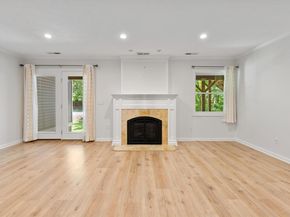 29 Grove Lane 29, Burlington MA 01803