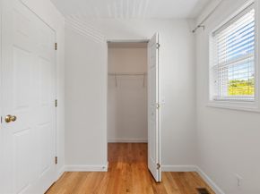 29 Grove Lane 29, Burlington MA 01803