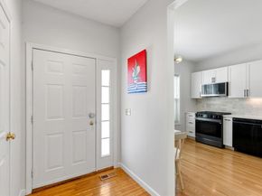 29 Grove Lane 29, Burlington MA 01803