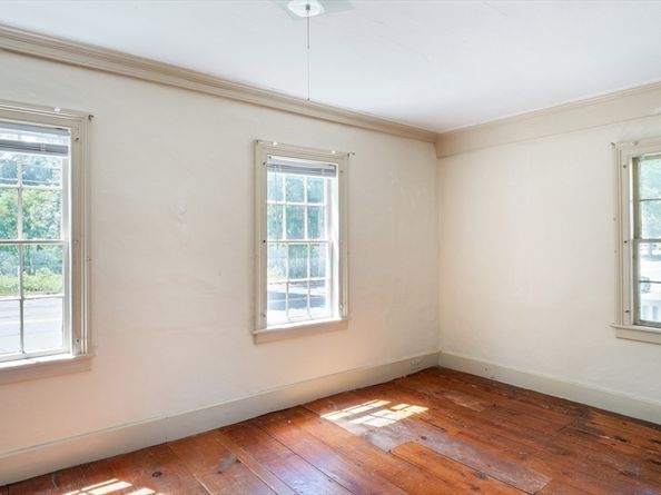 11 High Rd, Newbury MA 01951