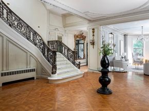 285 Commonwealth Avenue, Boston MA 02115