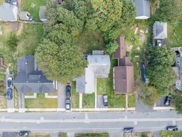 54-56 Stetson St, Whitman MA 02382