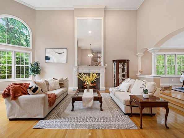 89 Bridle Path, Sudbury MA 01776