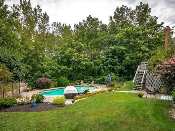 8 Piccadilly Way, Westborough MA 01581