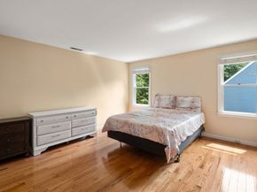 8 Piccadilly Way, Westborough MA 01581