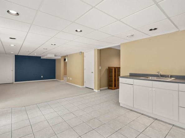 8 Piccadilly Way, Westborough MA 01581