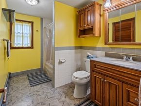 15 Priscilla Ln, Charlton MA 01507