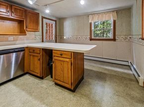 15 Priscilla Ln, Charlton MA 01507