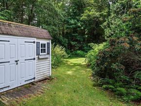 15 Priscilla Ln, Charlton MA 01507