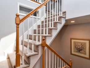 8 Paul Revere Path 8, Hopkinton MA 01748